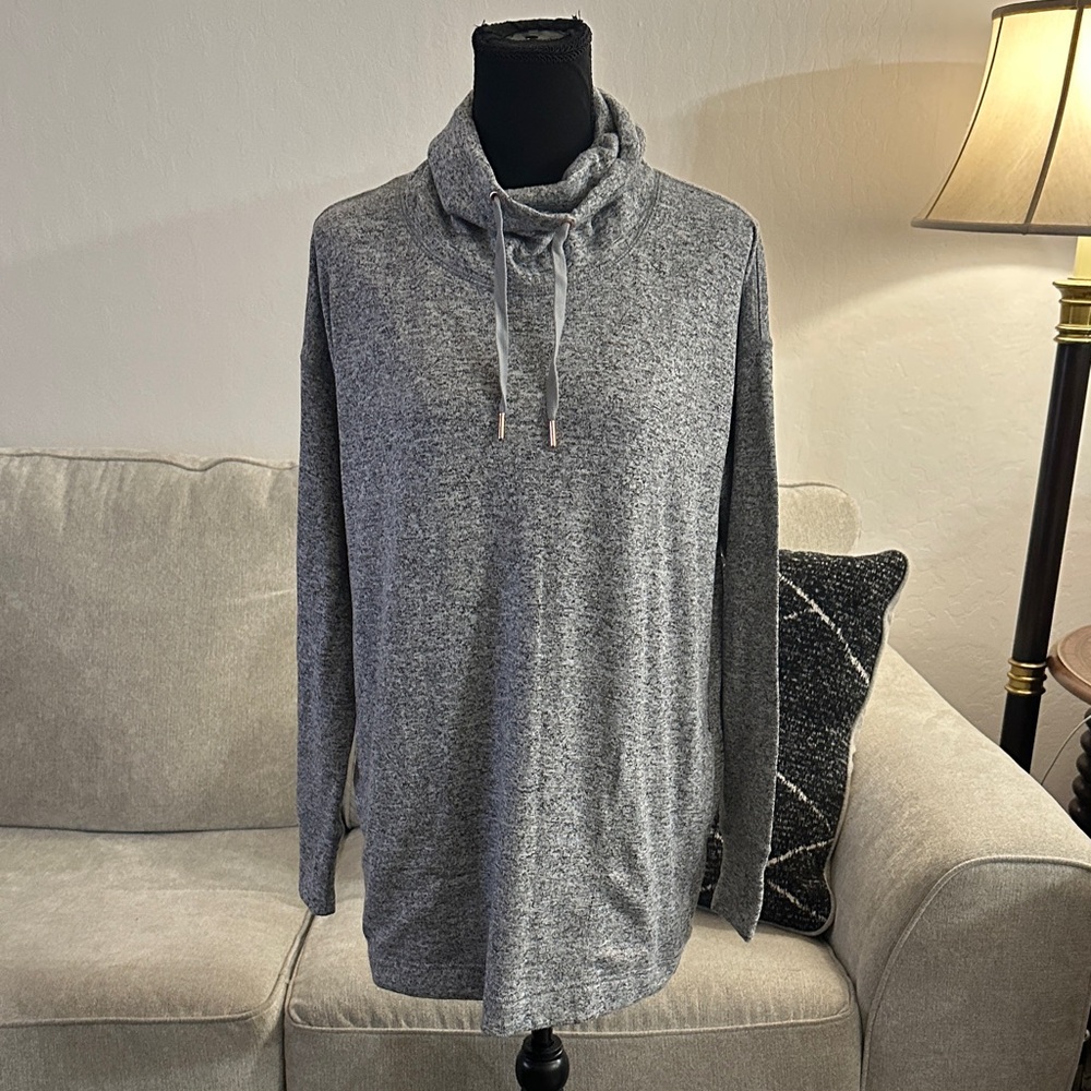 Old Navy Active Heather Gray Sweater